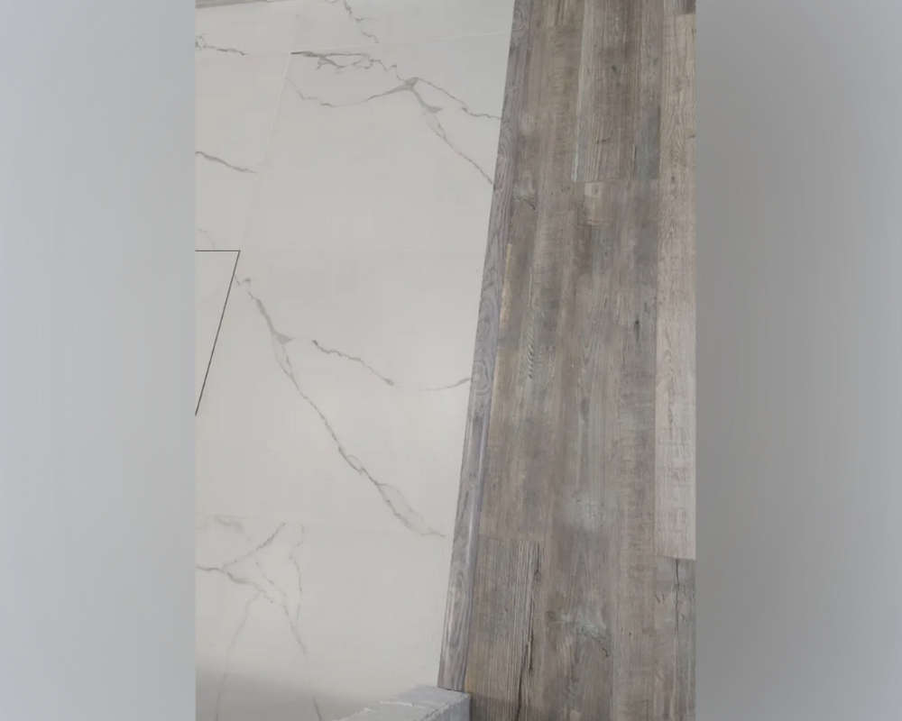 Самоклеящийся порог ЛС 35.1800.4043 Сосна скания