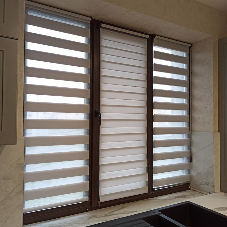 Роллета день/ночь КАНЗАС УЮТ 52*160 Светло-серый