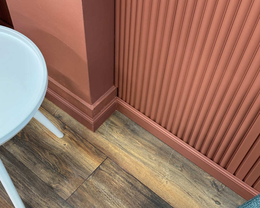 Плинтус NMC FD21 Wallstyl 130*20*2000. Окраска включена в стоимость