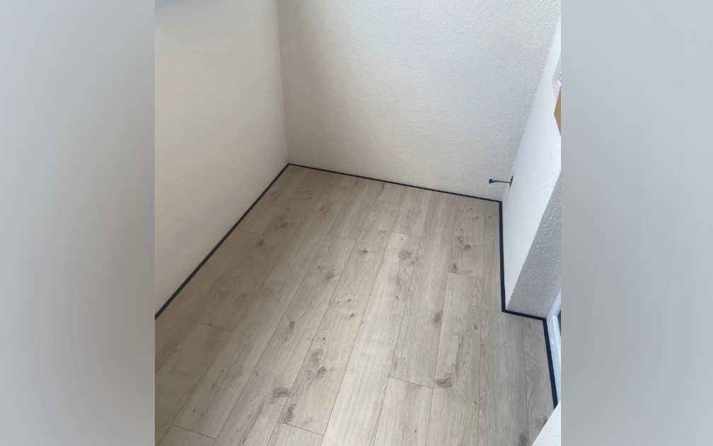 Микроплинтус MSAPL 01.2700.15 Анод черный