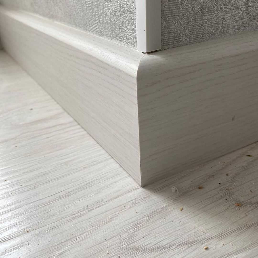 Плинтус МДФ Волшебная палочка. Гарден .202 Дуб кремовый