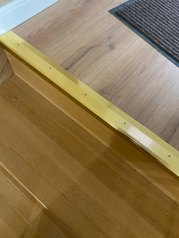 Порог угловой ПУ 02.2700.293 Мербау