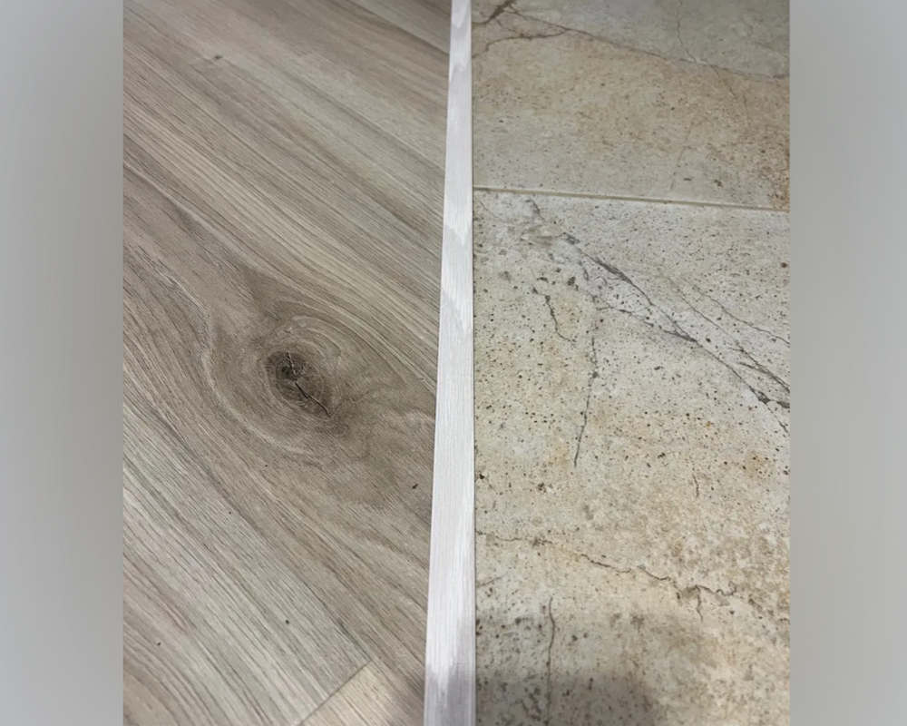 Порог одноуровневый ЛС 10.900.106. Ясень белый