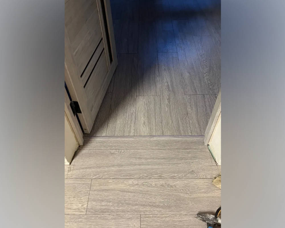 Порог одноуровневый ПС 04-3.1800.052 0,9 м Ель дымчатая