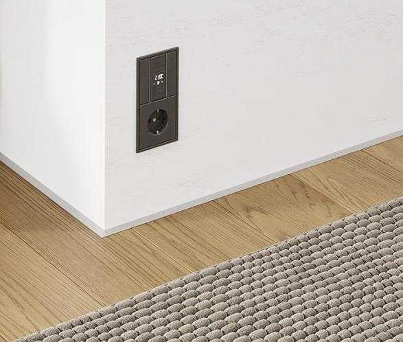 Микроплинтус MSAPL 01.2700.01L Анод серебро