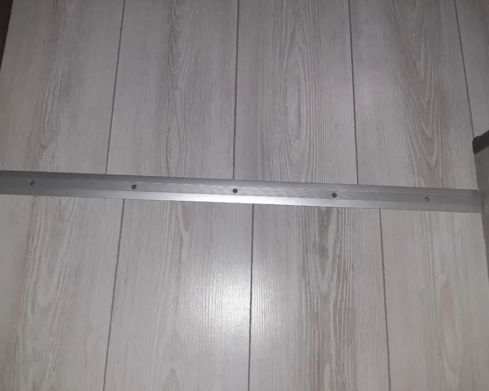 Порог одноуровневый ПС 04.900.01л Серебро