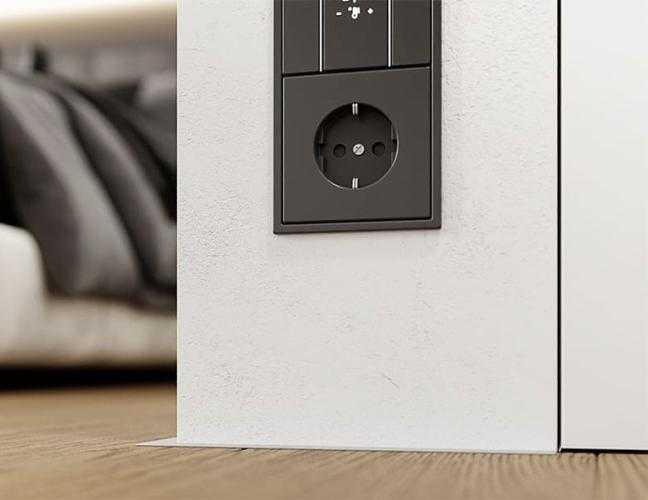 Микроплинтус AL16X5-001 16х6х2000мм Без покрытия