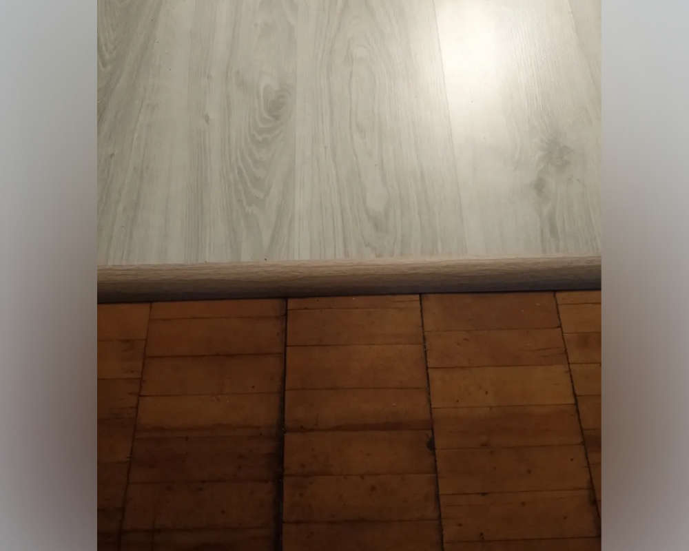 Самоклеящийся порог ЛС 35.1800.4083н Бук натуральный