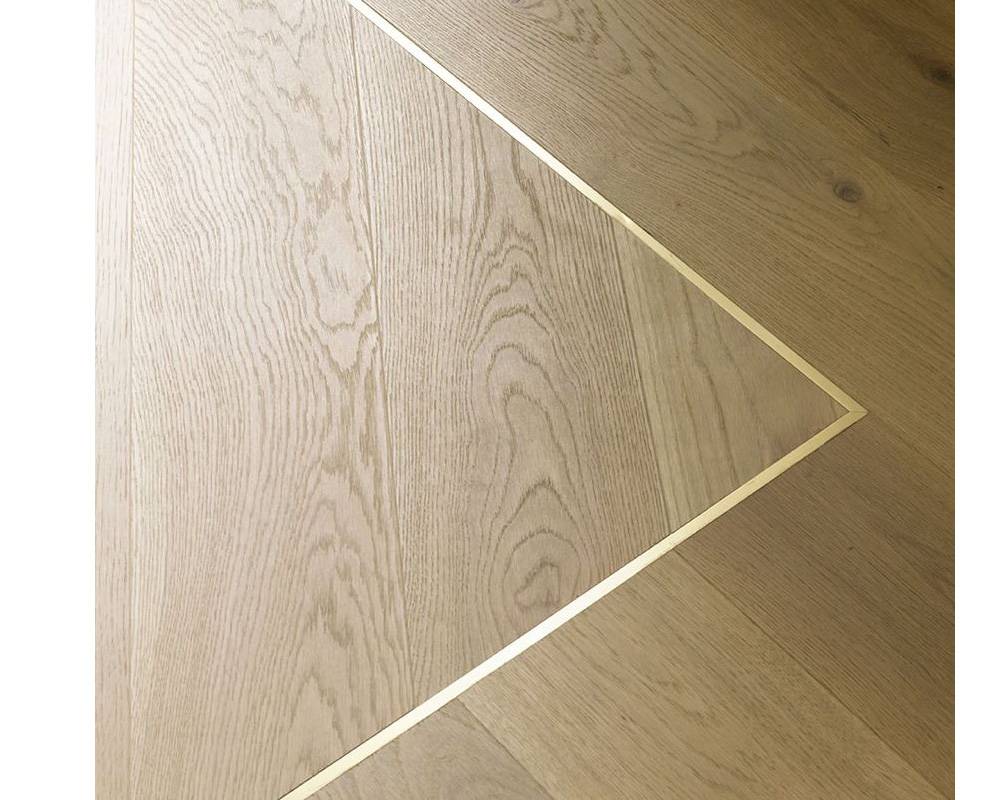 PVL36-04 Профиль Т-образный плоский латунь Антик бронза светлая 18мм х 2.7м