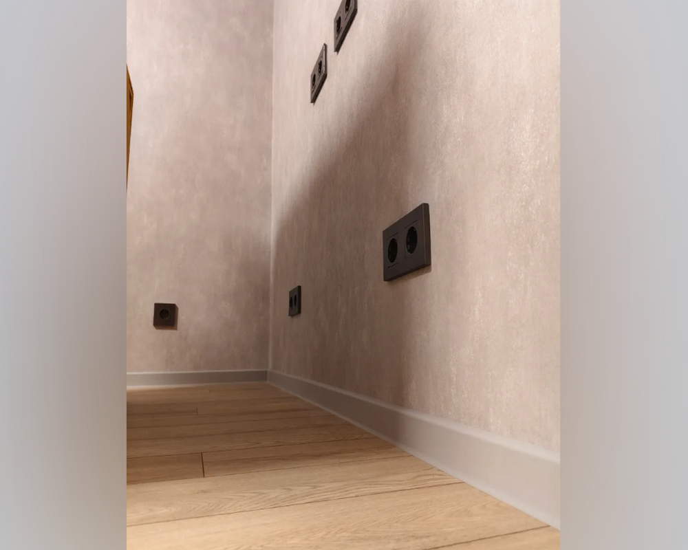 Плинтус ПВХ MAGIC STIСK 77мм 2,2 м MS02 Прованс