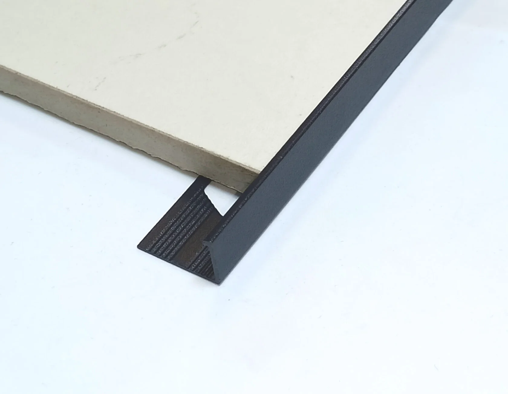 Профиль окантовочный Волшебная палочка Expert MSPKE 01K.2700.15 10мм 2,7м Чёрный